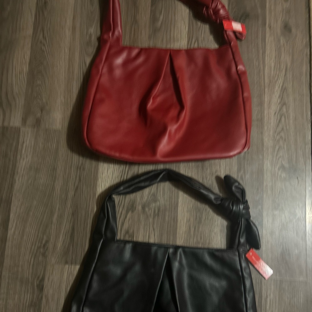 Black and Red purses Kelly n Katie NWT